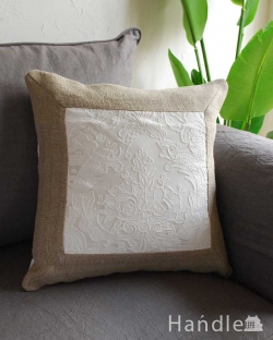 インテリア雑貨  フランスから到着したレースとリネンのクッション（Cushion Reine）
