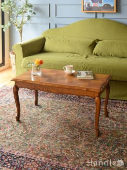 アンティーク家具 アンティークのテーブル フランスから届いたアンティークのテーブル、天板のパーケットリーが美しいコーヒーテーブル