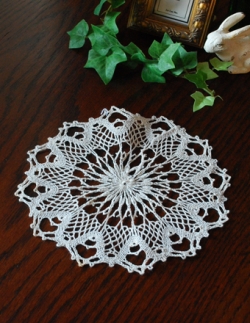 アンティーク雑貨  1930年代のアンティーク ドイリー