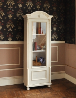 アンティーク家具 アンティークのキャビネット 可愛いアンティーク家具、ホワイトペイントのガラスキャビネット