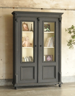 アンティーク家具 アンティークのキャビネット アンティークのフレンチ家具、グリアージュのキャビネット（ブラック）