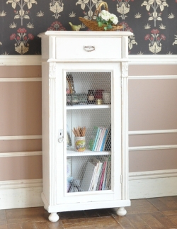 アンティーク家具 アンティークのキャビネット アンティークのフレンチインテリア、引き出し付きのグリアージュキャビネット(ホワイト)