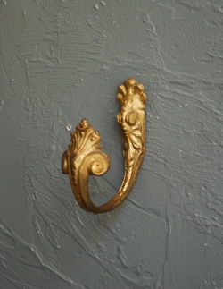 アンティーク雑貨  フレンチインテリア、アンティークのカーテンフック、カーテンホルダー