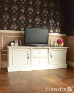 アンティーク家具 アンティークのキャビネット テレビ台になるサイドボード（ホワイト）、アンティークフレンチインテリア