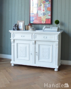 アンティーク家具 アンティークのキャビネット フランスらしい彫りが美しいキャビネット、フランスのアンティークペイント家具