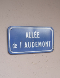 アンティーク雑貨 アンティークキャニスター フランスで見つけたアンティークサインプレート（看板） ALLEE de I AUDEMONT