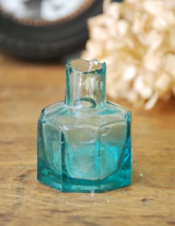 アンティーク雑貨 1930年代のアンティーク インクボトル