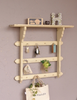 アンティーク家具 アンティークのウォールハンガー 1930年代のアンティーク シェルフ （アイボリー）