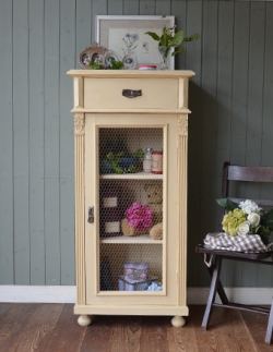 アンティーク家具  1930年代のアンティーク グリアージュ キャビネット