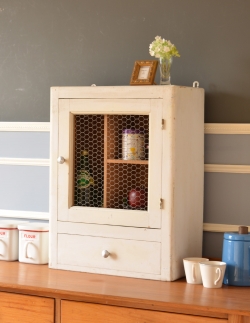 アンティーク家具 アンティークのキャビネット フランスで見つけたアンティークグリアージュキャビネット（スモールキャビネット）