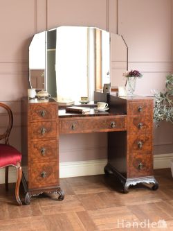 アンティーク家具 アンティークのドレッサー ウォールナット材の珠杢が美しいドレッサー、英国アンティークのおしゃれな三面鏡の鏡台