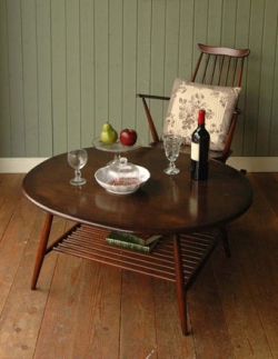 アンティーク家具 アンティークのテーブル アンティーク  アーコール コーヒーテーブル （ダーク）