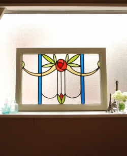 アンティーク雑貨 ステンドグラス アンティーク コバルトブルー×華やかなローズ アンティークステンドグラス