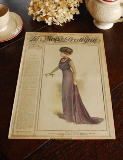 アンティーク雑貨 ディスプレイにアクセント フランスアンティーク雑誌( La mode Pratique 1909)