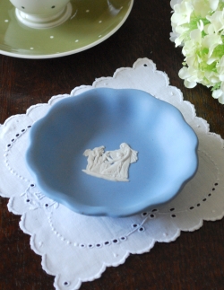 アンティーク雑貨 アンティークのジャスパーウェア、ウェッジウッドトレイ(Wedgwood)