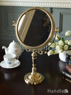 インテリア雑貨 鏡おしゃれ イタリアから届いたおしゃれな鏡、真鍮製の装飾が豪華なスタンドミラー（丸）