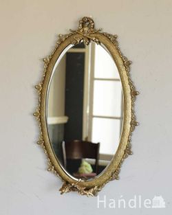アンティーク調のおしゃれな鏡、華やかな装飾が美しいウォールミラー(ゴールド)