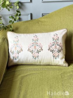 インテリア雑貨 ソファクッション・チェアクッション シノワズリスタイルの美しいクッション、お花の刺繍が施されたレクタングル型のクッション