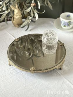 インテリア雑貨 アクセサリートレイ・ボックス アンティーク調のおしゃれなミラートレイ、ゴールド色の真鍮製の猫足アクセサリートレイ