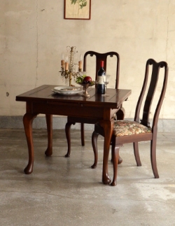 アンティーク家具 猫脚のアンティーク家具、英国のドローリーフテーブル(伸張式)