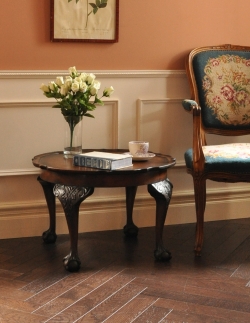 アンティーク家具  エレガントなアンティーク家具、マホガニー材を使ったコーヒーテーブル