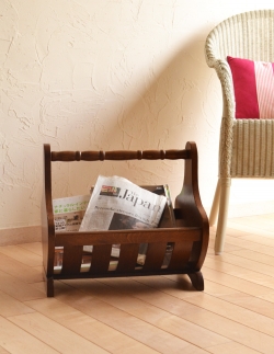 アンティーク家具 マガジンラックおしゃれ イギリスのアンティーク収納家具、小ぶりなマガジンラック