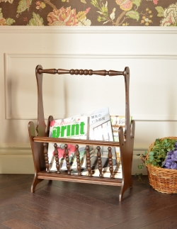 アンティーク家具 マガジンラックおしゃれ アンティークの小さな収納家具、運びやすいマガジンラック