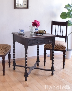 アンティーク家具 アンティークのテーブル 英国のアンティークテーブル、コンパクトなサイズのオーク材のテーブル