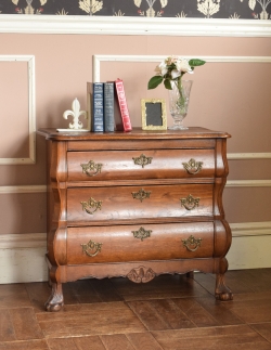 アンティーク家具 アンティークのチェスト アンティークの優雅なフレンチ家具、オーク材の3段チェスト(コモード)