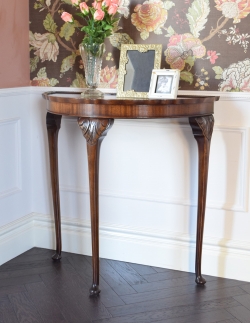 アンティーク家具 アンティークコンソールテーブル 英国のアンティーク家具、ハーフムーンの美しいコンソールテーブル