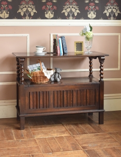 アンティーク家具 ブランケットボックス・収納ボックス 3通りに使える最もアンティークらしい家具、モンクスベンチ（ベンチテーブル）