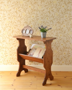 アンティーク家具 マガジンラックおしゃれ ソファやベッドの横に置いて使えるアンティークの天板付きマガジンラック