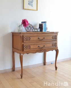 アンティーク家具 アンティークのチェスト フランスのアンティーク家具、猫脚が優雅なおしゃれなチェスト