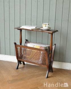 アンティーク家具 マガジンラックおしゃれ 便利に使える、テーブル付きのアンティークマガジンラック