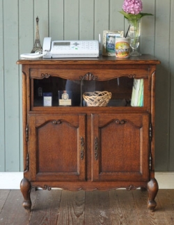 アンティーク家具  1930年代のアンティーク キャビネット