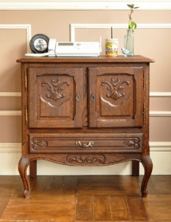 アンティーク家具  1930年代のアンティーク キャビネット