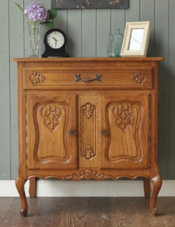 アンティーク家具 1930年代のアンティーク キャビネット