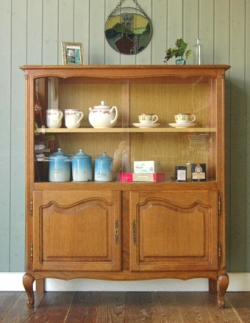 アンティーク家具  1930年代のアンティーク キャビネット