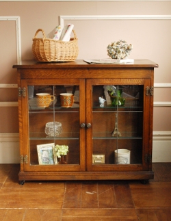 アンティーク家具  1940年代のアンティーク サイドキャビネット