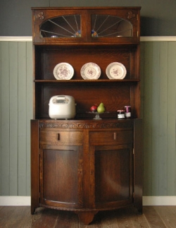 アンティーク家具  1920年代のアンティーク  カップボード