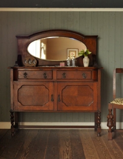 アンティーク家具  1920年代のアンティーク ミラーバック サイドボード