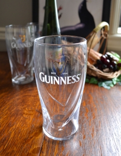 アンティーク雑貨 アンティークグラス パイントグラス　アンティークのGUINNESS（ギネス）グラス