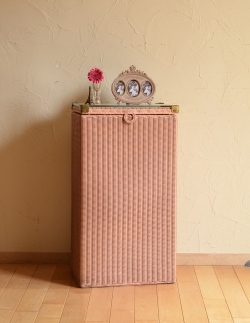 アンティーク家具 ブランケットボックス・収納ボックス イギリスのアンティークの家具、テーブルに使えるロイドルームのランドリーボックス