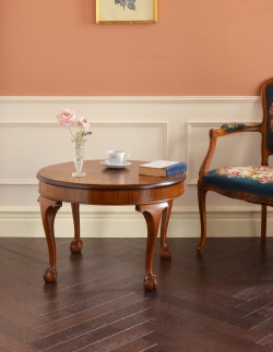 アンティーク家具  イギリスのアンティーク家具、ウォルナット材を使ったコーヒーテーブル