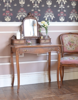 アンティーク家具 アンティークのドレッサー フランスのアンティーク家具、大理石天板のドレッシングテーブル(ドレッサー)