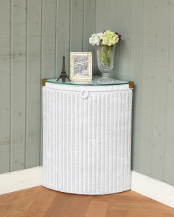 アンティーク家具 ブランケットボックス・収納ボックス お部屋の隅にピタッとはまるロイドルームのアンティークランドリーボックス