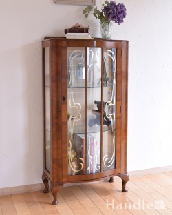 アンティーク家具 アンティークのキャビネット 初めての方にも人気な英国アンティーク家具、コンパクトなガラスキャビネット