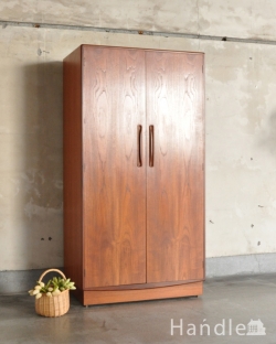 アンティーク家具 アンティークのキャビネット 北欧インテリアにピッタリな、ヴィンテージのワードローブ（２枚扉）