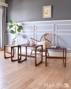 アンティーク家具 アンティークのテーブル G-plan（クワドリール）のビンテージテーブル、３つのテーブルがセットで届くネストテーブル