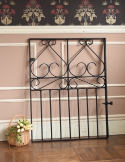 アンティーク家具 その他 アンティーク家具 アイアン製のアンティークゲート（ガーデンの門扉）